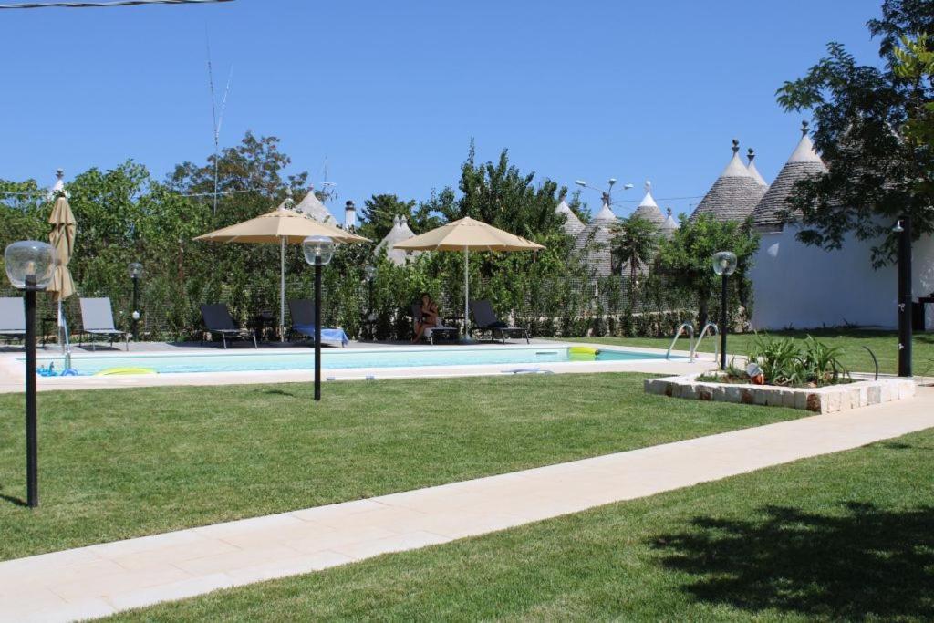 Angolo Di Puglia Locorotondo Exterior photo